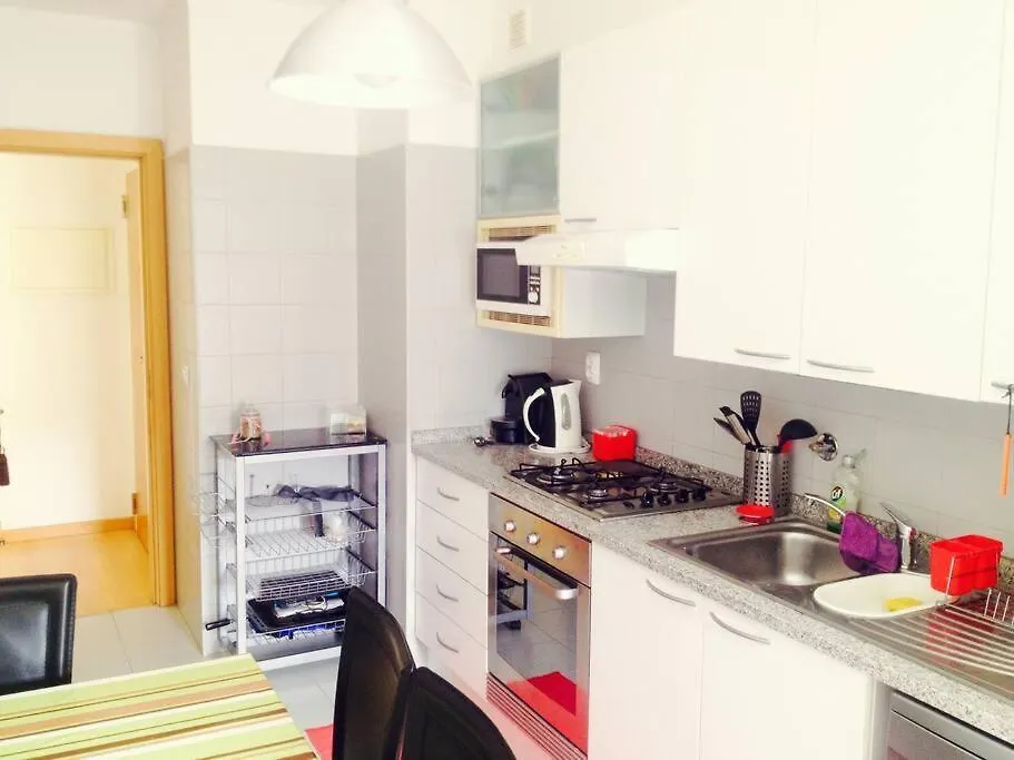 Luxury Lisbon Apartment. With Air Con.-1