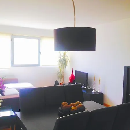 Luxury Lisbon Apartment. With Air Con.-2